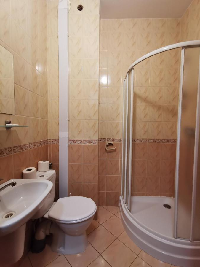 הוילה פוליס Podkowa מראה חיצוני תמונה
